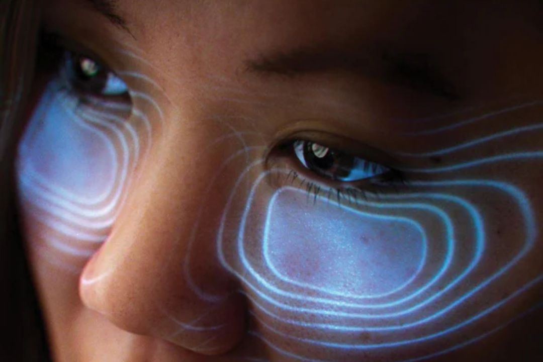 Everything You Need To Know About The Shark CryoGlow LED Light Therapy Mask