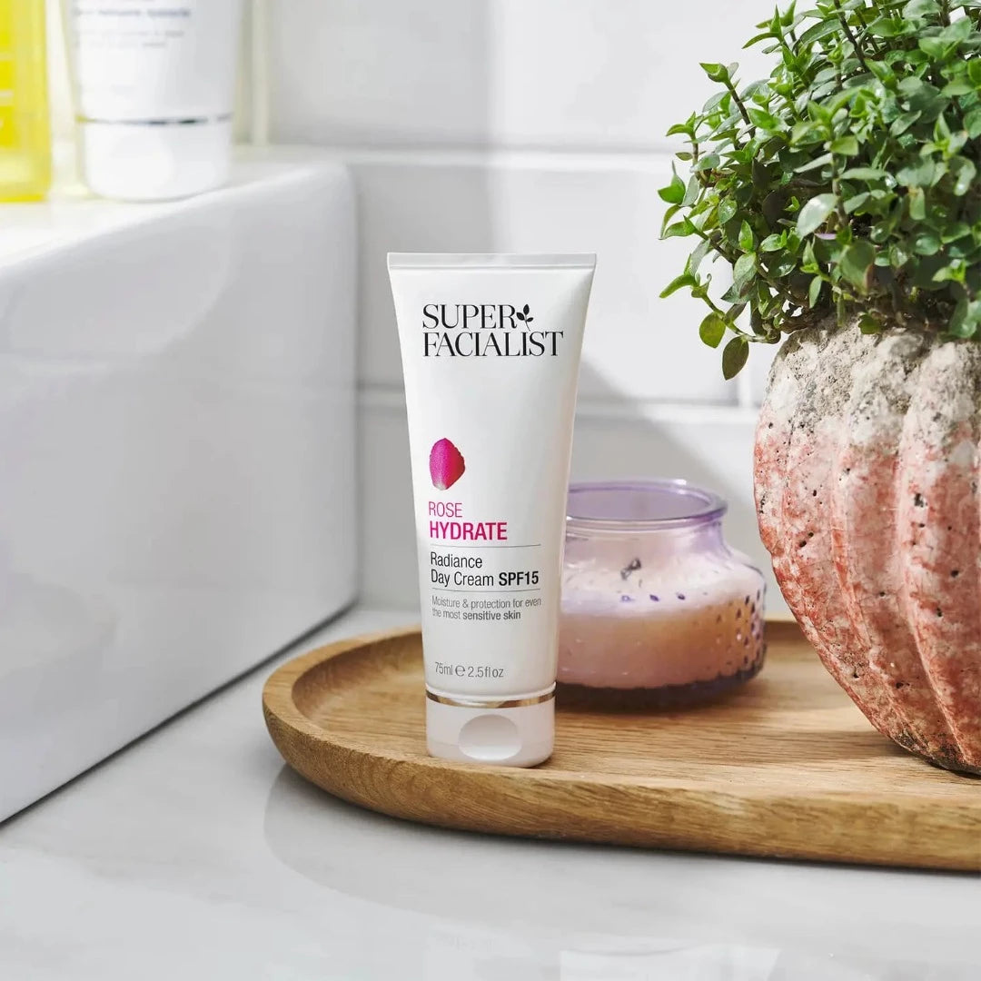 Super Facialist Rosehip Hydrate Day Cream SPF15 | Face the Future