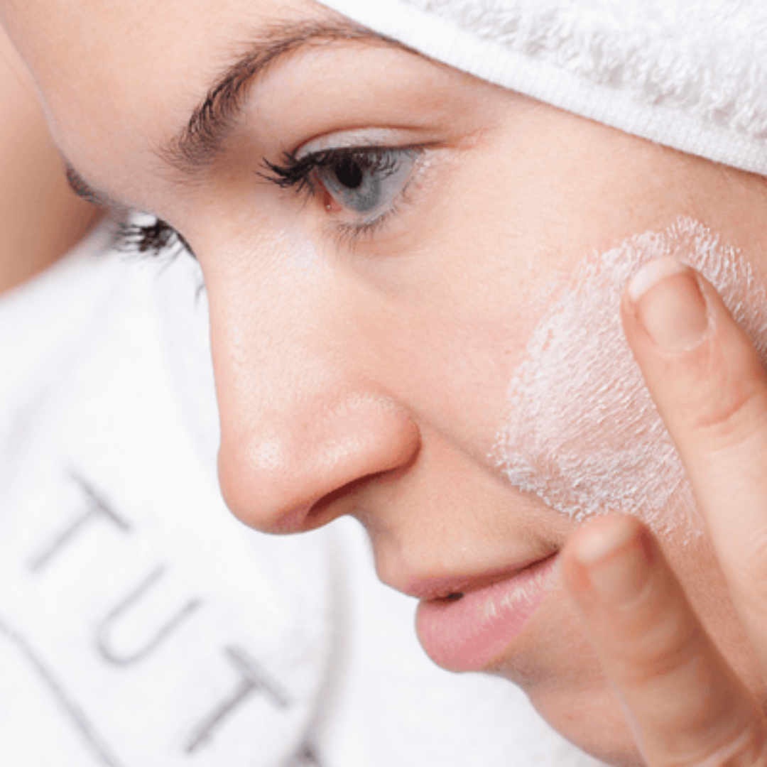 Institut Esthederm Osmoclean Lightening Buffing Mask Face the Future