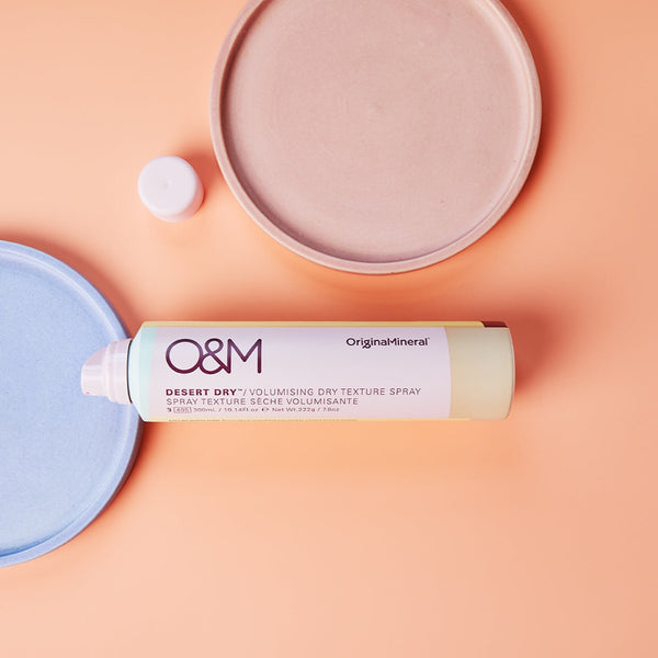 O&M Desert Dry Texture Spray