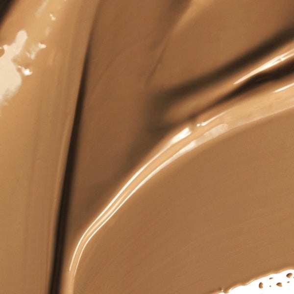 et al. Intelligent Skin Radiant Foundation SPF 15 220C