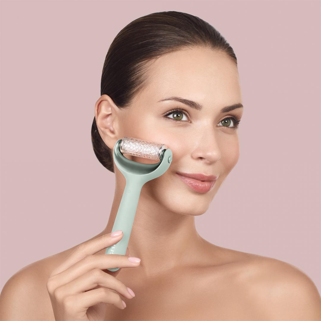 GESKE MicroNeedle Face & Body Roller | 8 in 1 Green