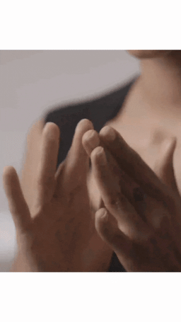 Natura Bisse Diamond Luminous Oil Free Brilliant Sun Protection SPF50