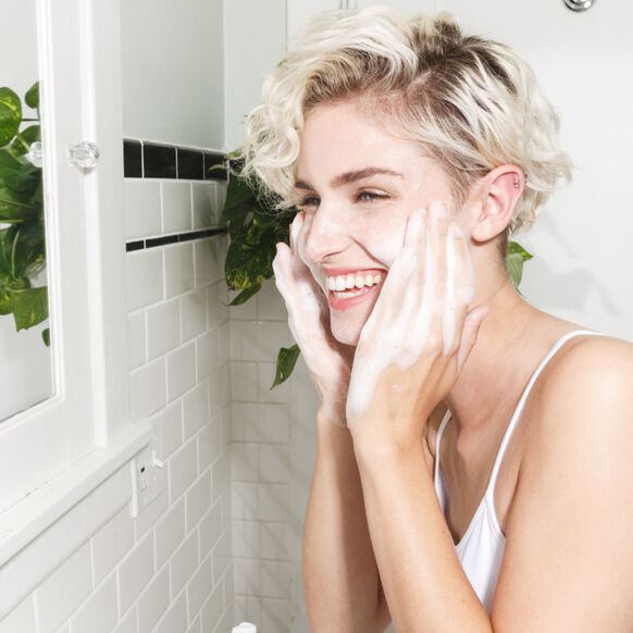 Goldfaden MD Detox Clarifying Facial Wash