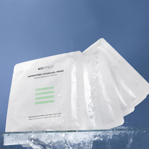 BIOEFFECT Imprinting Hydrogel Masks on a watery surface