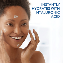 Instantly hydrates with hyaluronic acid