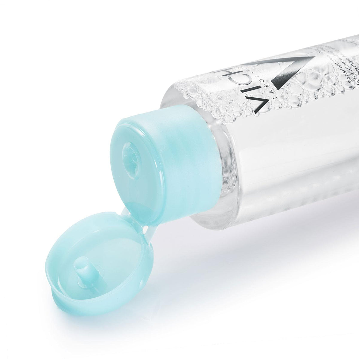 Vichy Purete Thermale Mineral Micellar Water with lid on